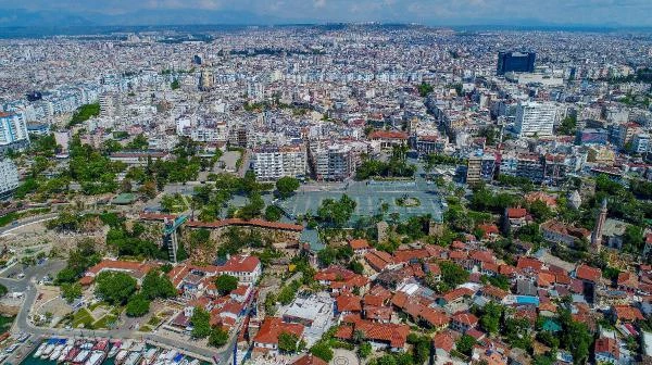 Antalya'da yaşam zorlaşıyor! Hayat pahalılığı ve konuta erişilebilirlik açısından İstanbul ile yarışıyor