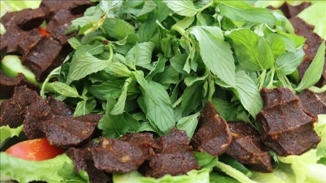 Milyonların vazgeçilmezi çiğ köftede salmonella tehlikesi! Milyonların vazgeçilmezi çiğ köftede salmonella tehlikesi!