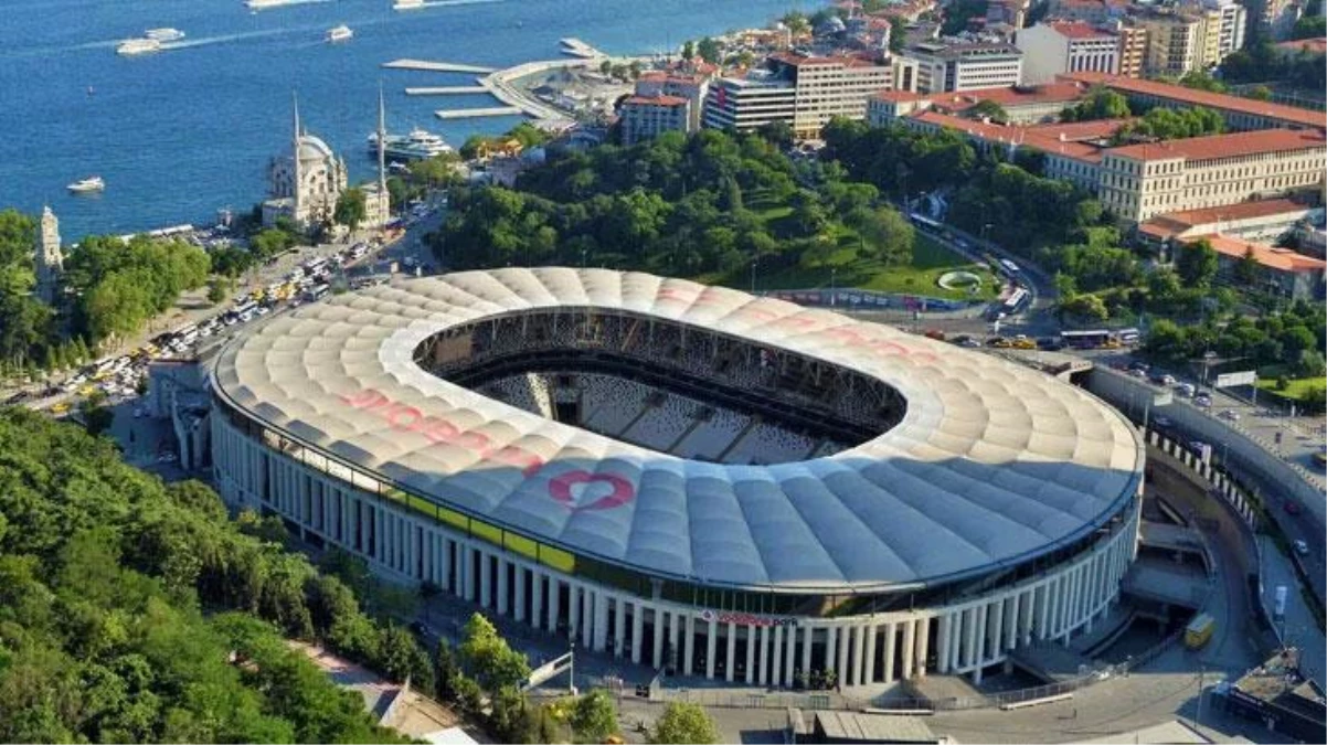 Taksim\'deki bombalı saldırı sonrası Beşiktaş-Antalyaspor maçı ileri bir tarihe alındı
