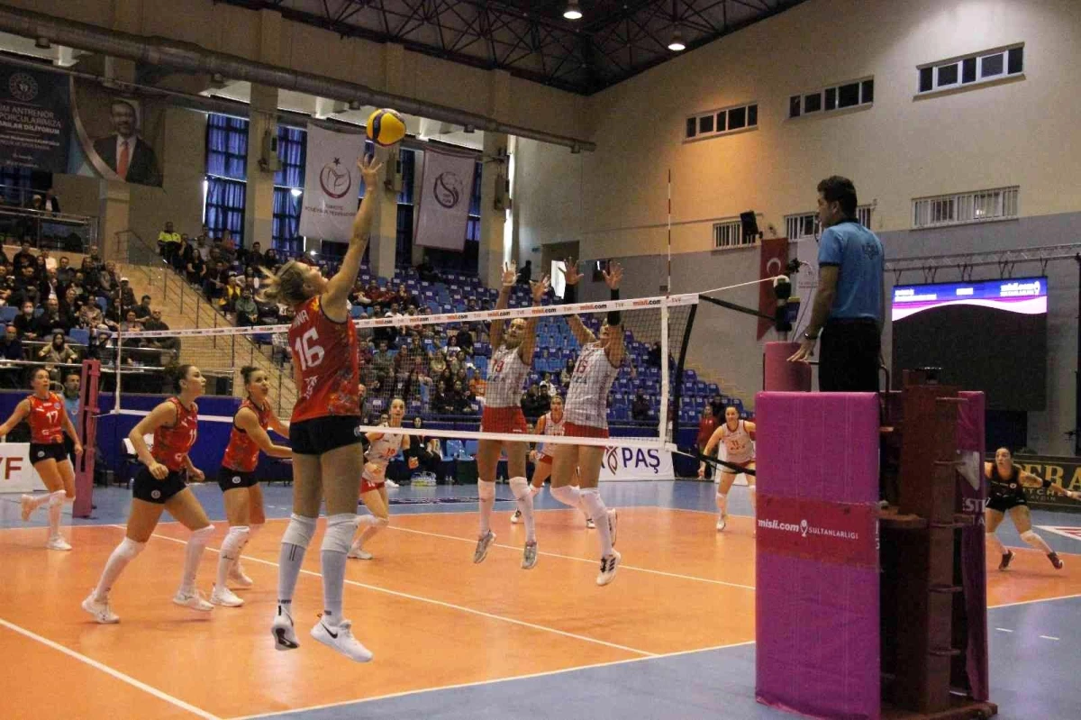 Voleybol: Misli.com Sultanlar Ligi