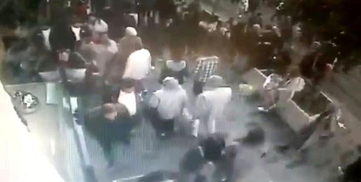 Taksim\'deki patlama anı güvenlik kamerasına yansıdı