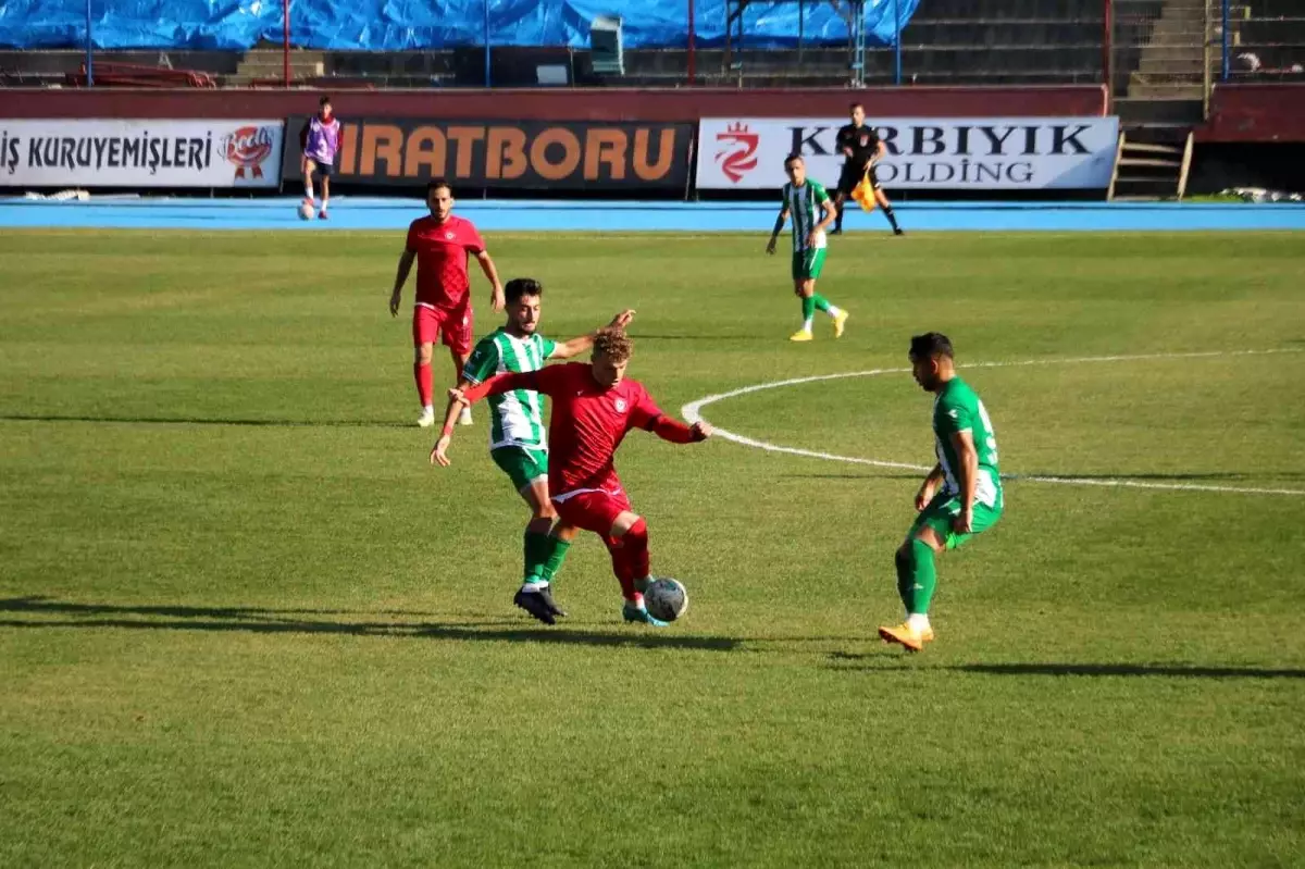 TFF 2. Lig: Zonguldak Kömürspor: 2 Serik Belediyespor: 1