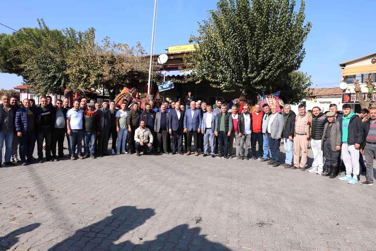 Başkan Atay Deve Havutlama törenine katıldı