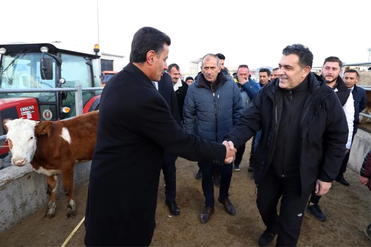 Başkan Demir\'den hayvan pazarına ziyaret