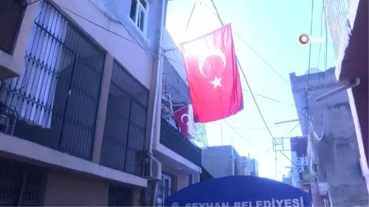 Taksim\'deki bombalı saldırı kurbanı baba ve kızının taziye evinde teröre lanet