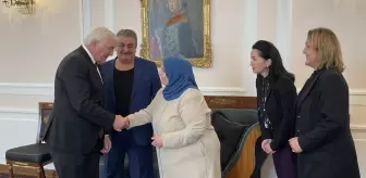Alman Cumhurbaşkanı Mölln saldırısında yakınlarını kaybeden Arslan ailesini kabul etti