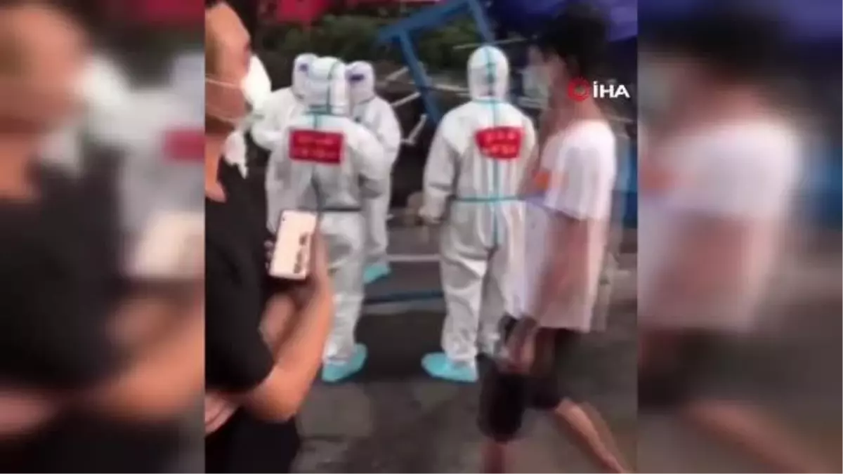 Çin'de salgın tedbirleri protesto edildi