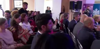 Dünya nüfusunun 8 milyara ulaşması kutlandı