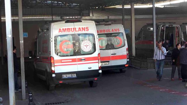 İstanbul'un göbeğinde kripto para tartışması! Alım-satım konusunda anlaşamadığı arkadaşına sokak ortasında kurşun yağdırdı İstanbul'un göbeğinde kripto para tartışması! Alım-satım konusunda anlaşamadığı arkadaşına sokak ortasında kurşun yağdırdı