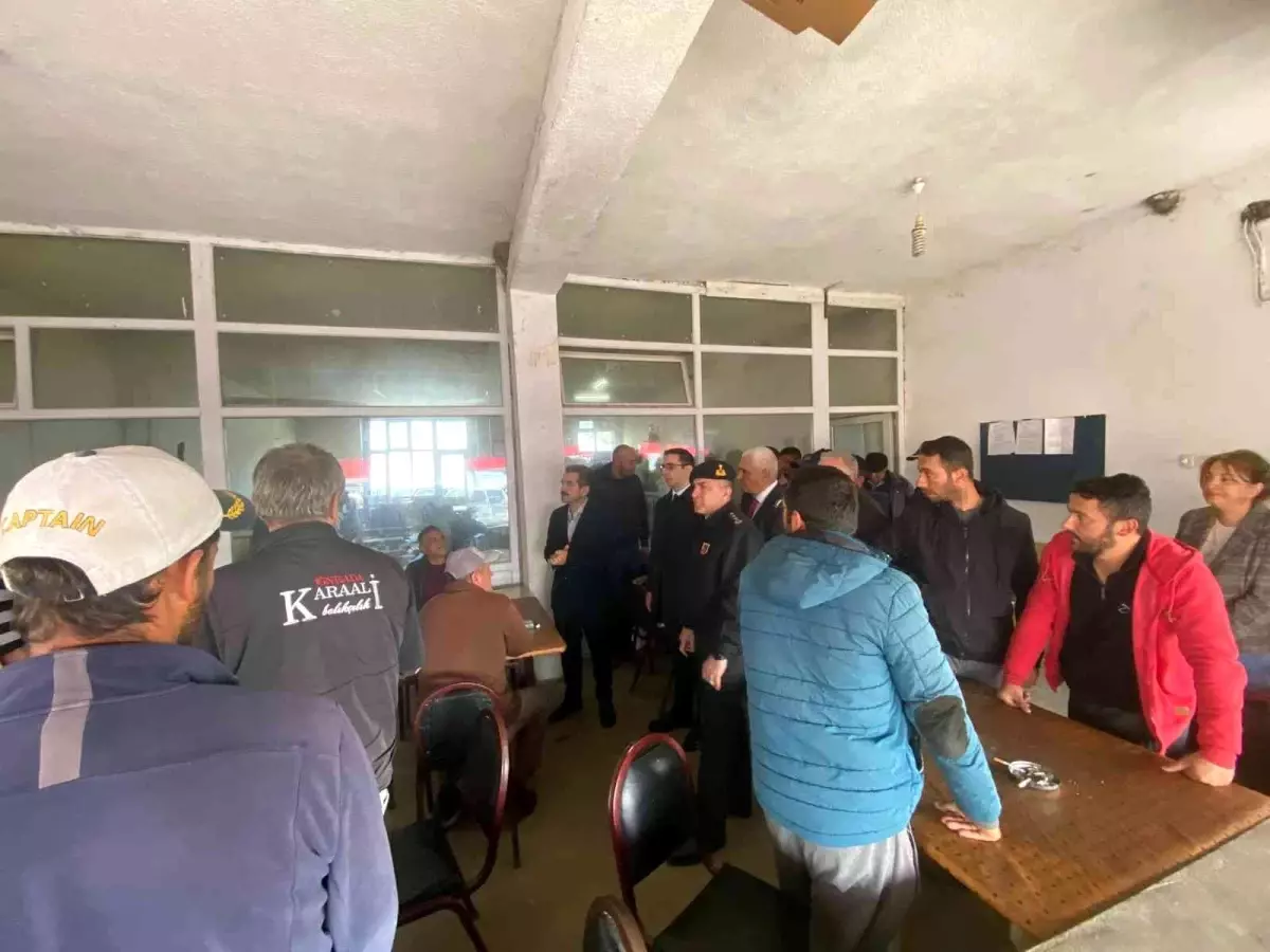 Vali Ekici balıkçılarla buluştu