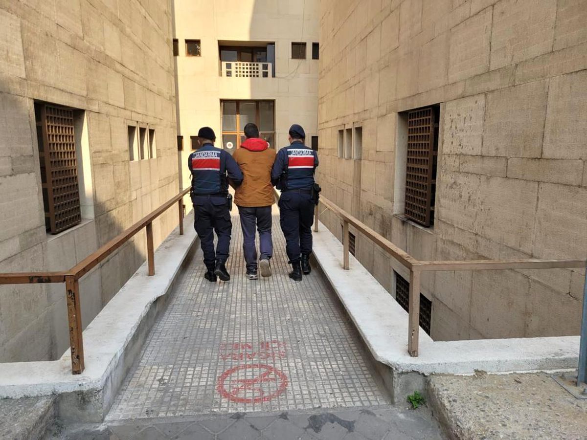 Bursa\'da jandarmadan hırsız operasyonu