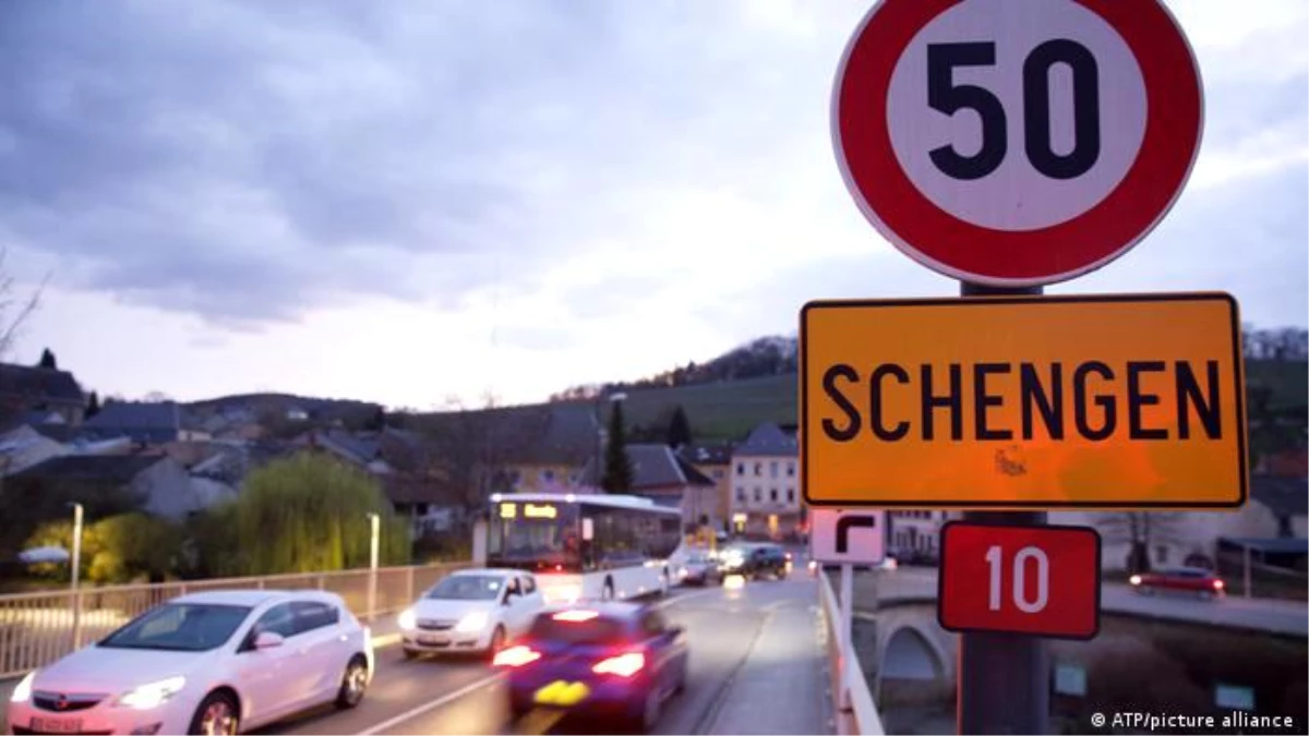 Hırvatistan, Romanya, Bulgaristan için Schengen çağrısı