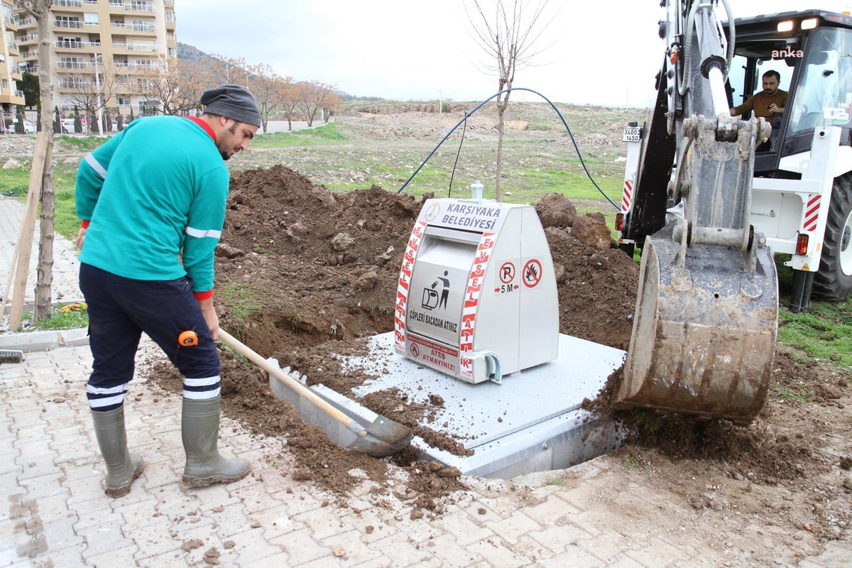 Karşıyaka\'da Yeraltı Konteyner Sayısı Artıyor