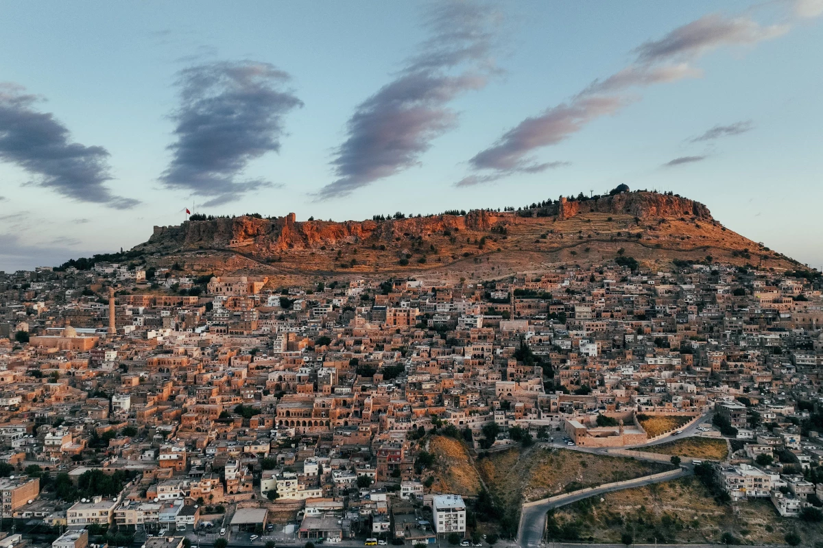 Mardin\'de bazı tarihi mekanlar dron ile görüntülendi