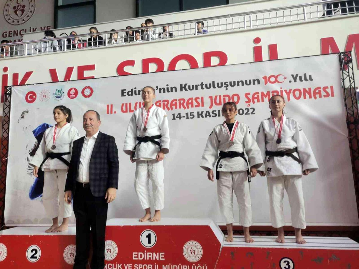 Osmangazili judoculardan 3 madalya