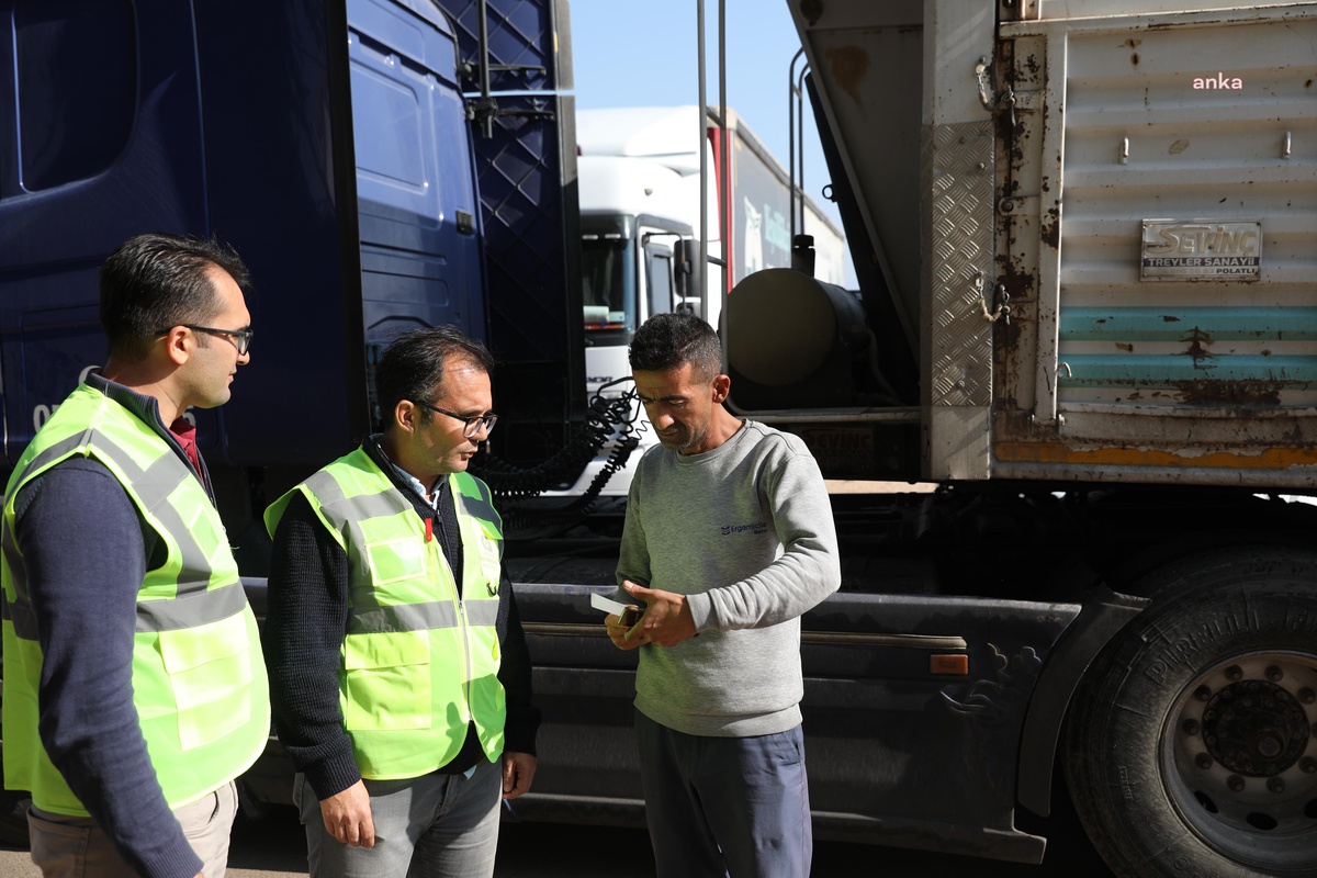 Antalya Büyükşehir Ekipleri Kömür Denetimlerini Sıklaştırdı