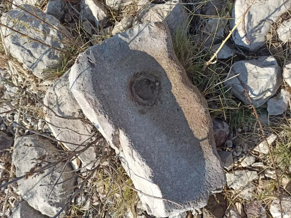 Atatürk Barajının suları çekilince tarih ortaya çıktı