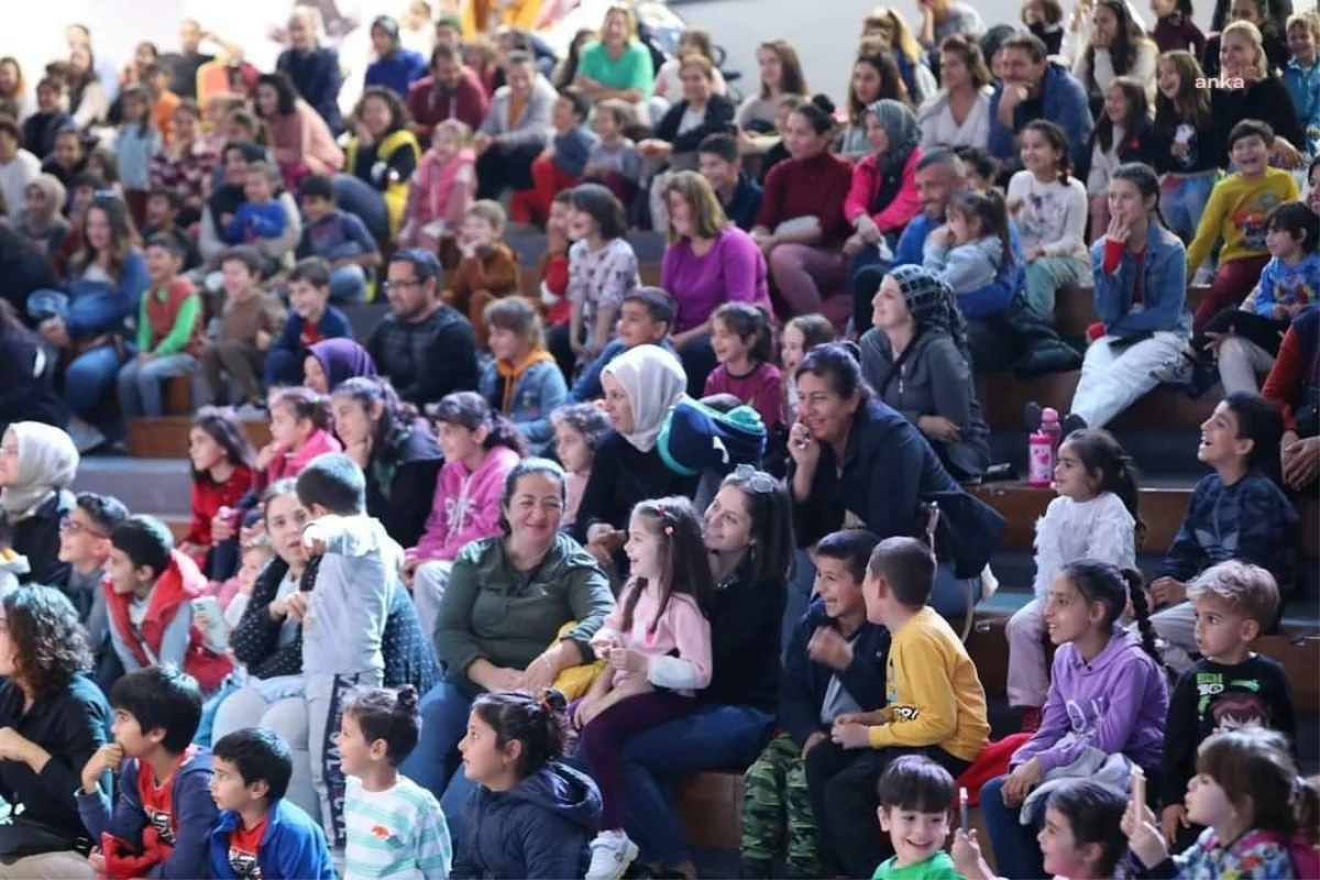 Didim Belediyesi\'nden Çocuklar İçin "Karagöz Öğreniyor" Oyunu