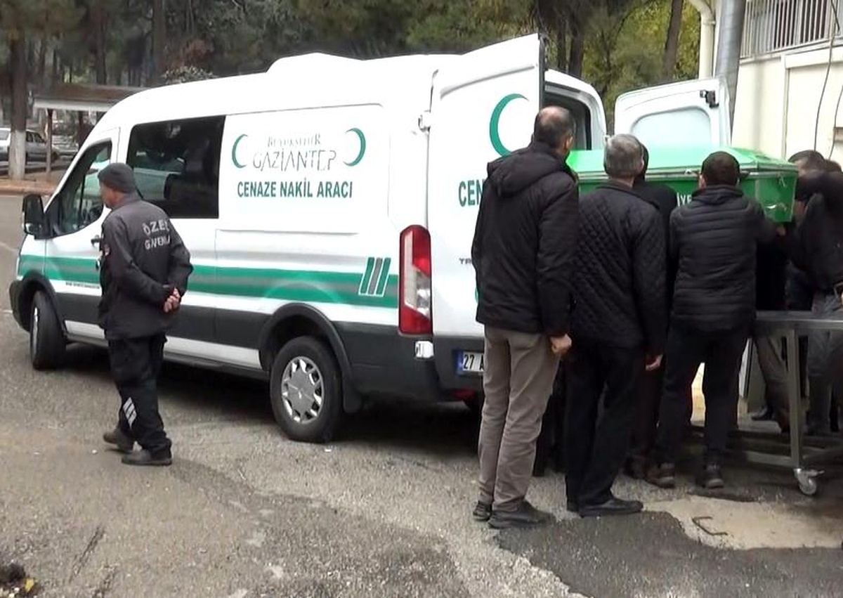 Eşini öldüren eski polisin FETÖ üyeliği nedeniyle meslekten ihraç edildiği ortaya çıktı