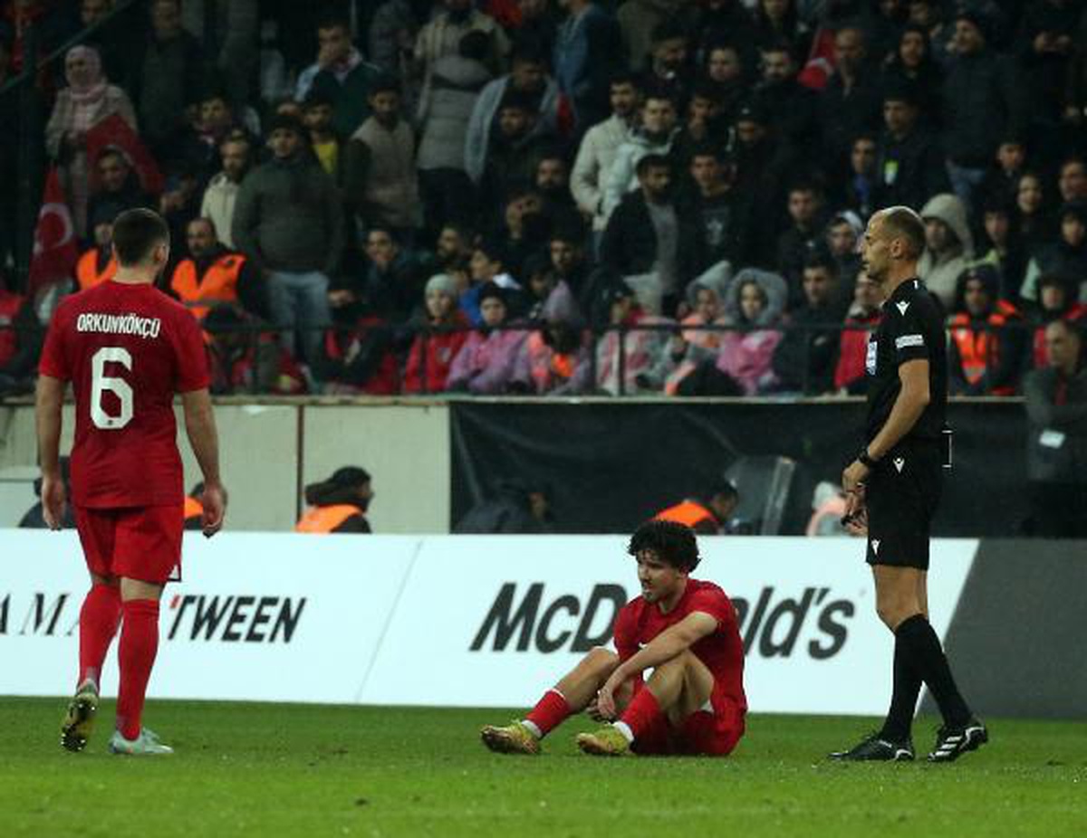 Ferdi Kadıoğlu, A Milli Takım kadrosundan çıkarıldı