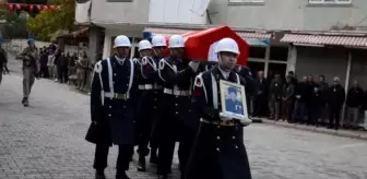 Kıbrıs gazisi Karaardıç son yolculuğuna uğurlandı