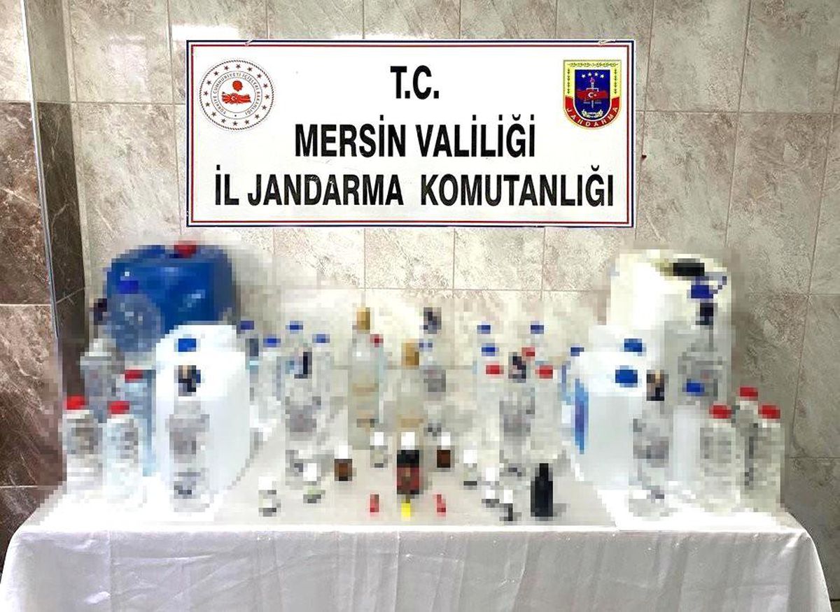 Mersin\'de 70 litre sahte alkol ele geçirildi