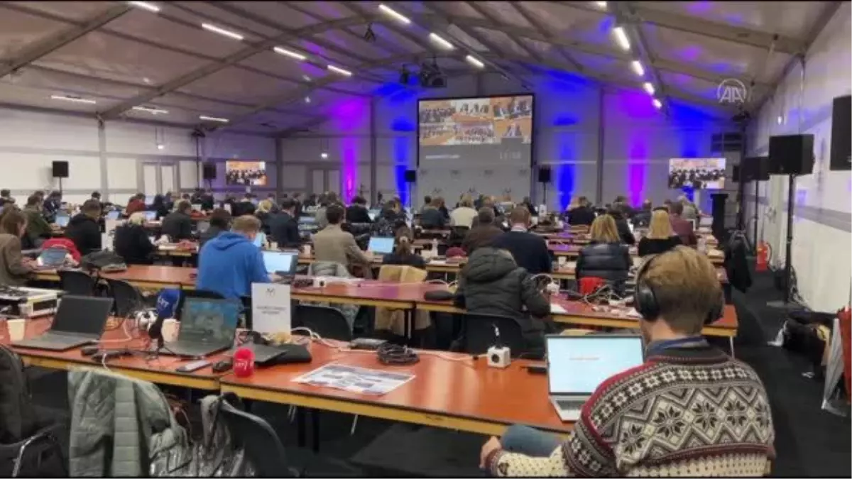 BADHOEVEDORP - Ukrayna\'da 2014\'te düşürülen uçakta ölenlerin yakınları, mahkemenin kararından memnun