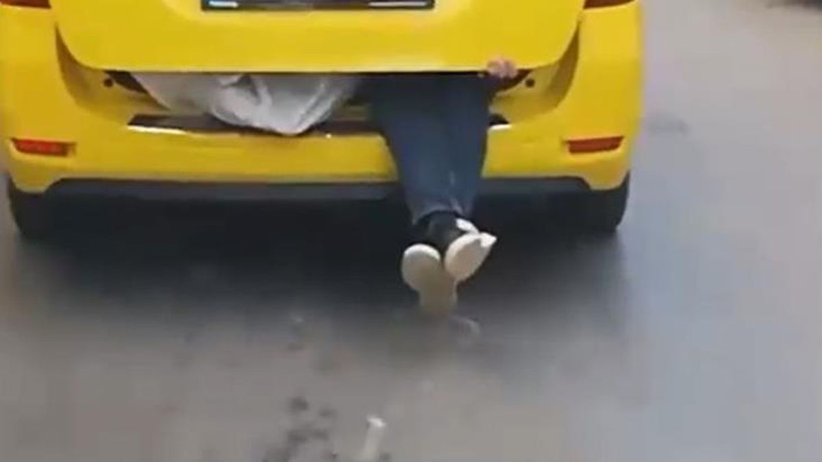 Bagajdaki garipliği fark edenler hemen kayda aldı! Bu görüntü, taksi şoförüne 1861 TL ceza kestirdi