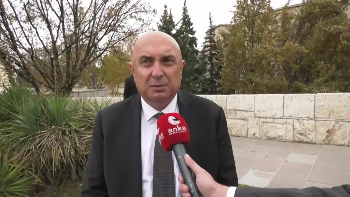 CHP\'li Özkoç: "Türk Tabipleri Birliği\'nin Başındaki \'Türk\'ten MHP Neden Rahatsız Olur? Rahatsız Olması Gereken Kim? Bölücü Terör Örgütleri"