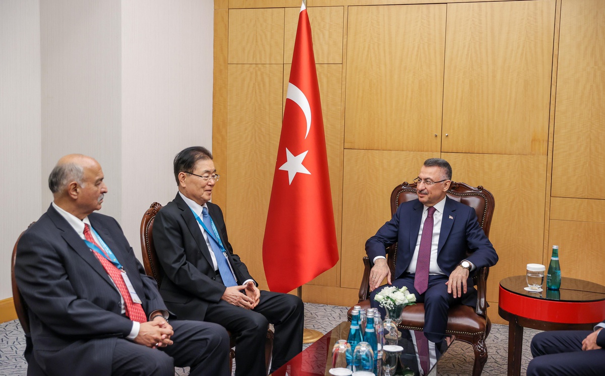 Cumhurbaşkanı Yardımcısı Oktay, ICAPP Eş Başkanı Chung Eui-yong\'u kabul etti