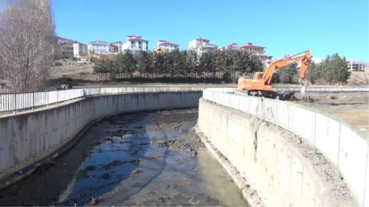 DHA GÜNDEME GETİRDİ; ISLAH EDİLEN DEREDE TAŞKIN RİSKİ KALKTI