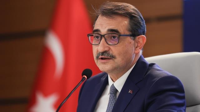 Doğal gaz fiyatlarına zam gelecek mi? Bakan Dönmez vatandaşın merak ettiği soruyu yanıtladı