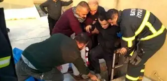 Düştüğü havalandırma boşluğundan itfaiye kurtardı
