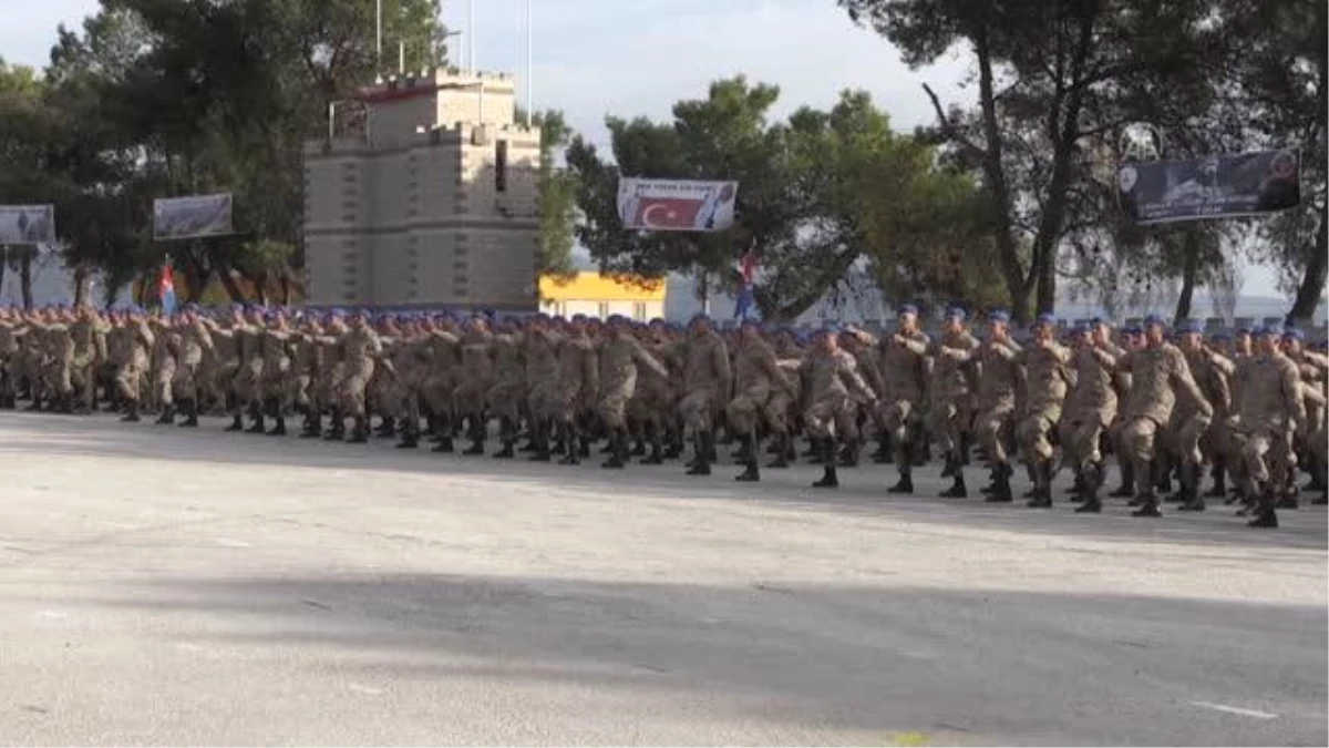 Eğitimlerini tamamlayan komando uzman erbaşlar mezun oldu