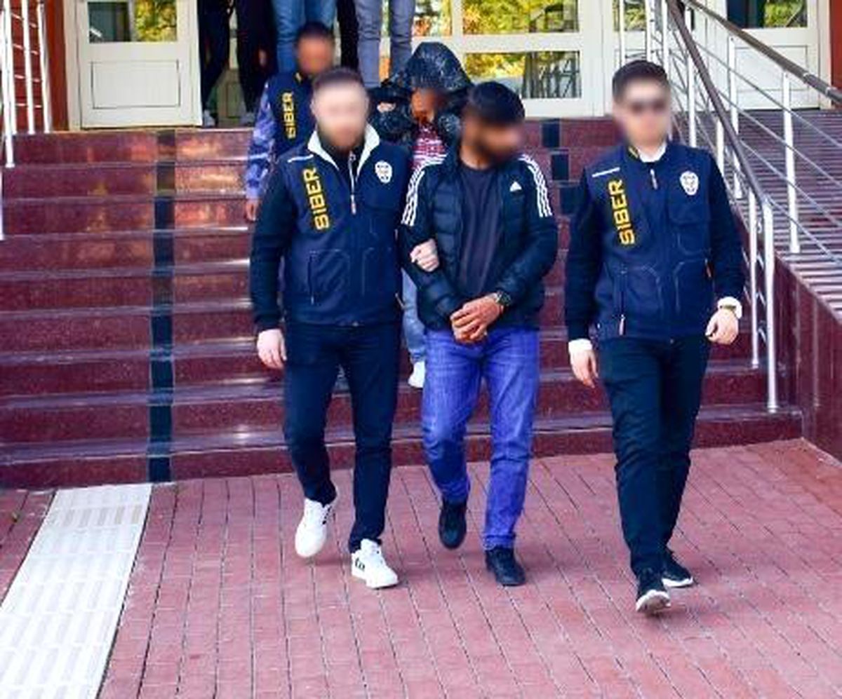 Isparta\'da sosyal medya dolandırıcılığına 2 tutuklama