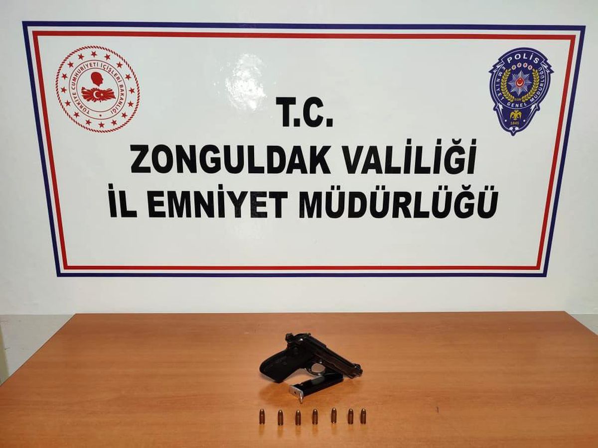 Kdz. Ereğli\'de 3 ayrı operasyonda uyuşturucu ve silah yakalandı