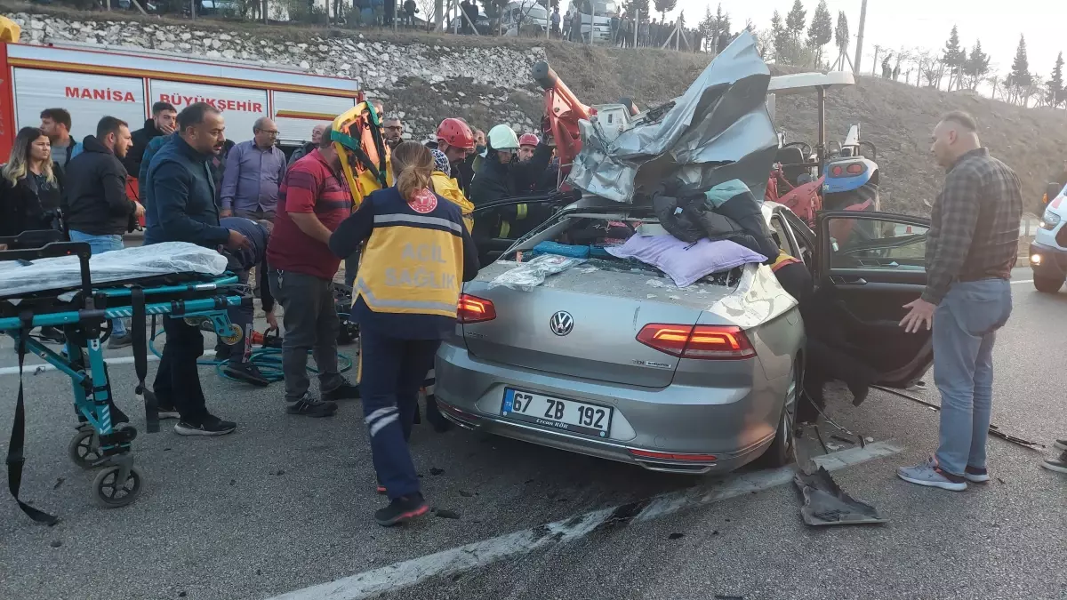 Manisa'da trafik kazasında yaralan astsubay hastanede öldü