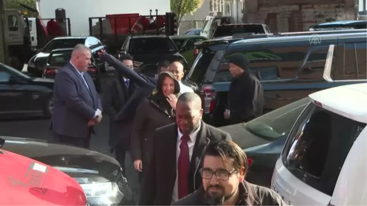 New York Belediye Başkanı Adams, Müslüman Kültür Merkezi'nde düzenlenen etkinliğe katıldı