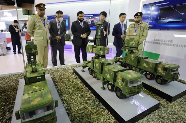 Pakistan'da Uluslararası Savunma Sergisi Düzenleniyor