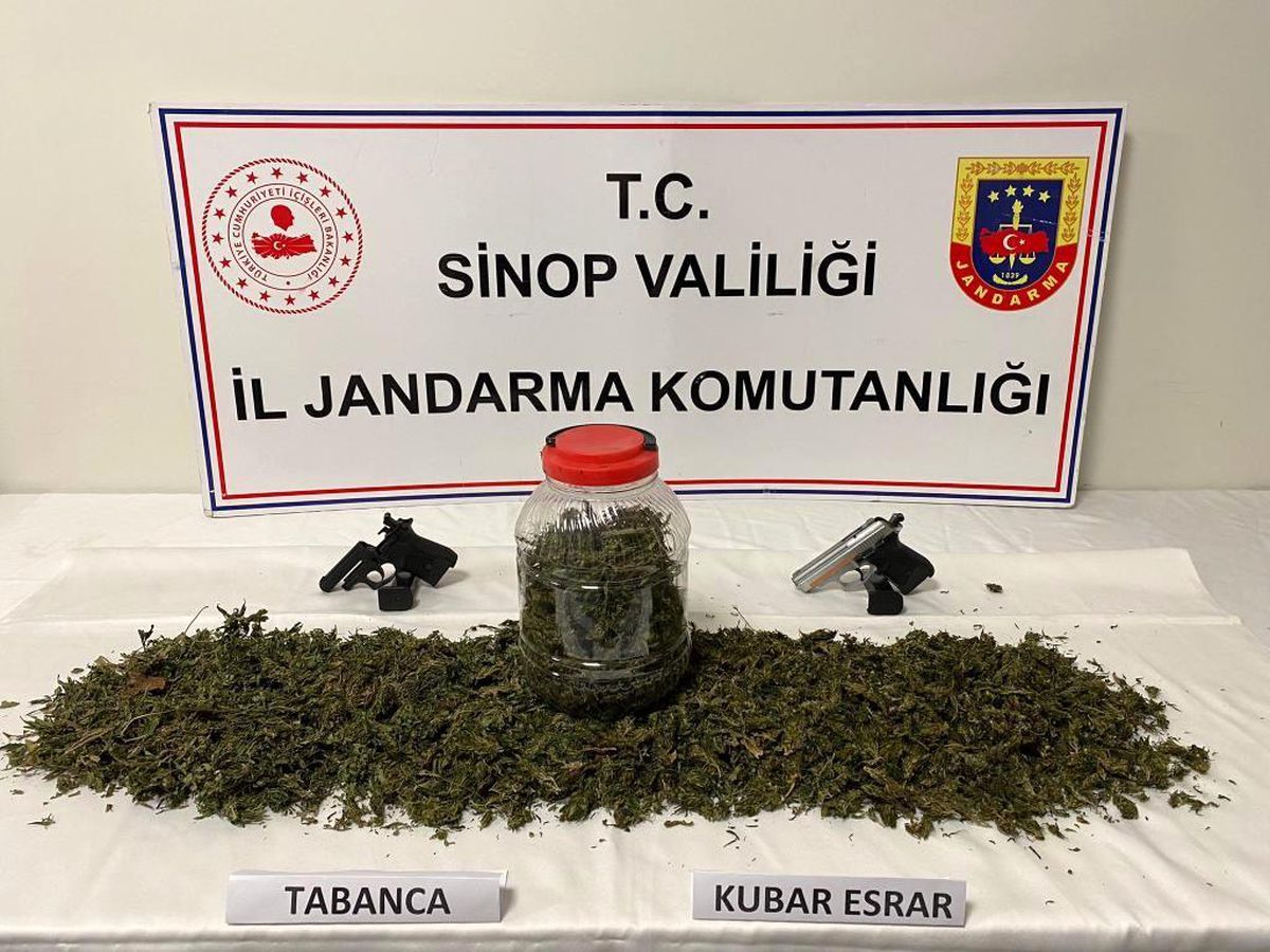 Sinop\'ta 1 kilo esrar ele geçirildi