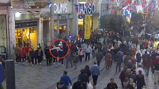 Taksim bombacının yalanını bu görüntüler ortaya çıkardı! Saldırıdan günler önce kayda aldığı noktaya dikkat Taksim bombacının yalanını bu görüntüler ortaya çıkardı! Saldırıdan günler önce kayda aldığı noktaya dikkat