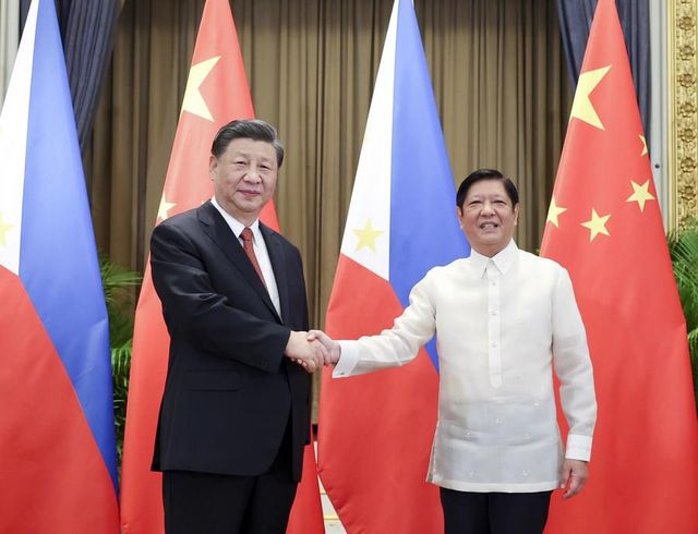 Xi: Çin, Filipinler'le İlişkilerine Stratejik Yükseklikten Bakıyor Xi: Çin, Filipinler'le İlişkilerine Stratejik Yükseklikten Bakıyor