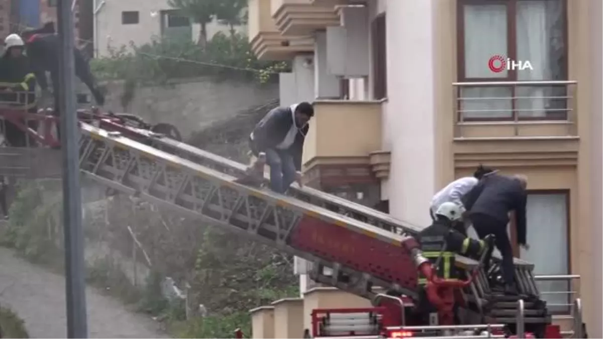 Zonguldak\'ta yangın paniği: Öğrenciler böyle kurtarıldı