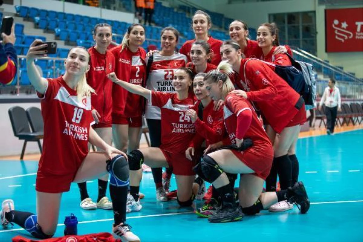 A Milli Kadın Hentbol Takımı\'nın play-off\'taki rakibi Sırbistan oldu