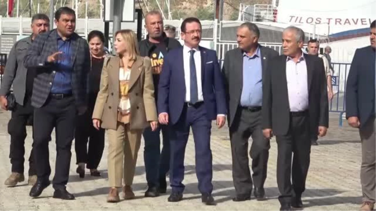 AK Parti Milletvekili Gökcan, Fethiye\'de delbek yapımını izledi