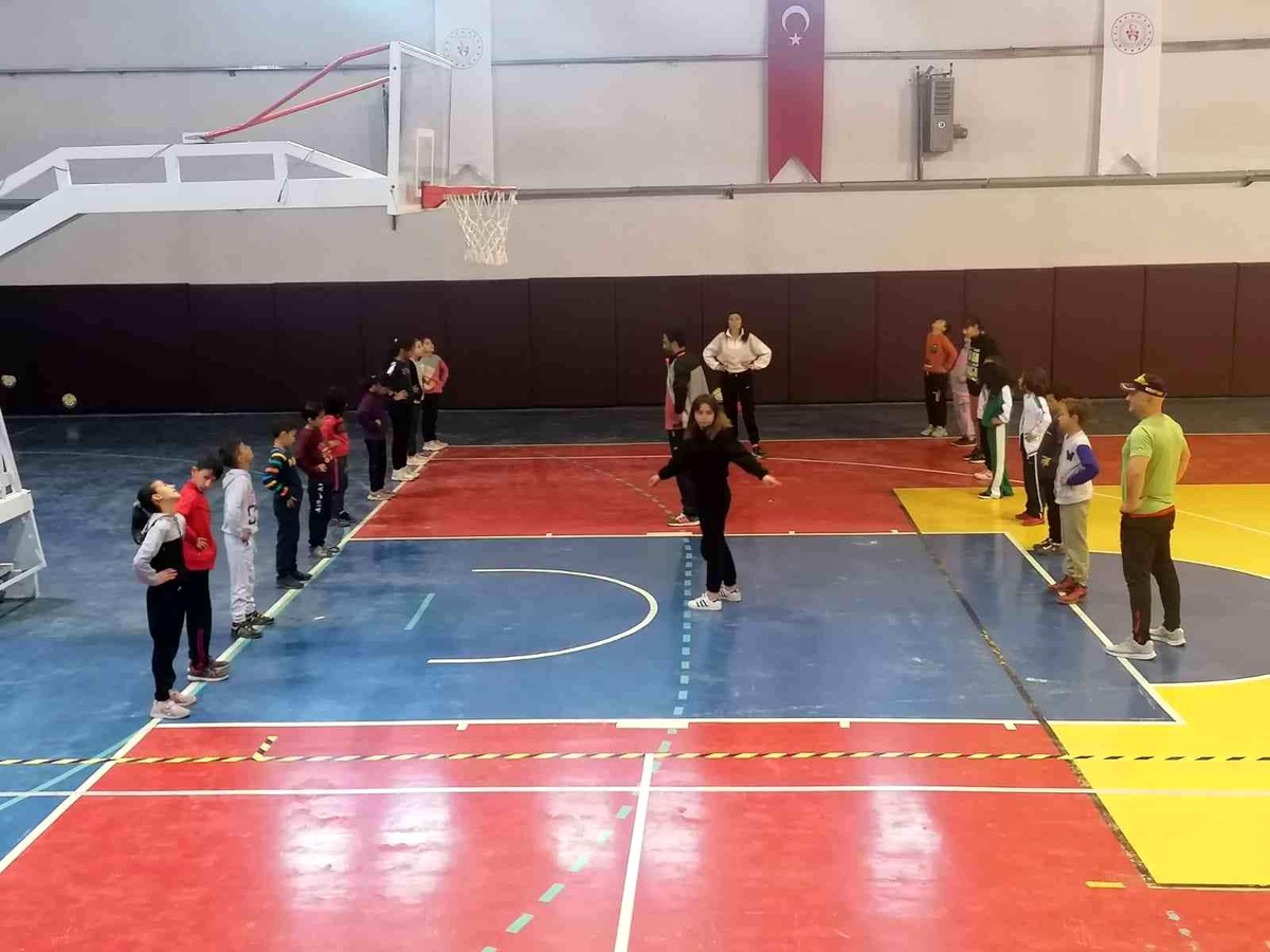 Eğirdir\'in yetenekli çocukları belli oldu
