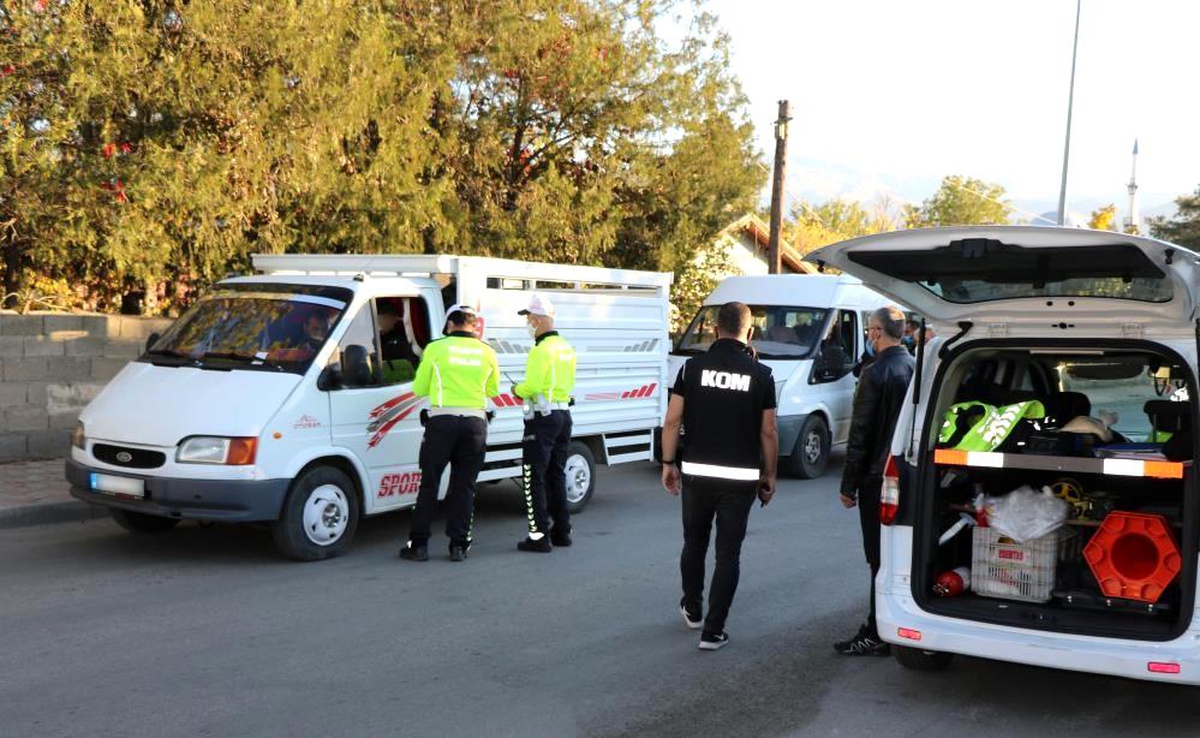 Erzincan\'da 15 gün içerisinde 555 sürücüye ve 2 bin 652 plakaya ceza kesildi