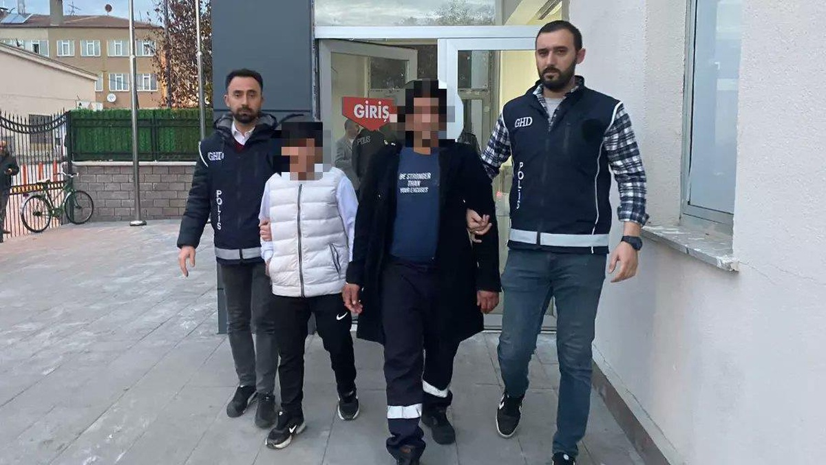 Erzincan\'da "göçmen kaçakçılığı" suçlamasıyla 5 şüpheli tutuklandı