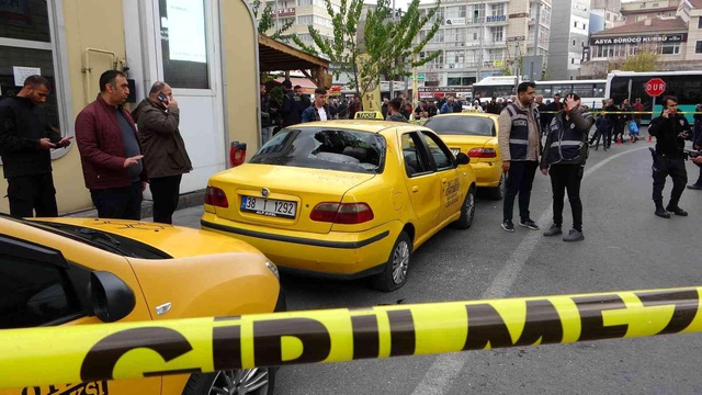Alacak verecek meselesi yüzünden ortalık karıştı, husumetlisi yerine babası ve kardeşini vurunca yıkıldı Alacak verecek meselesi yüzünden ortalık karıştı, husumetlisi yerine babası ve kardeşini vurunca yıkıldı