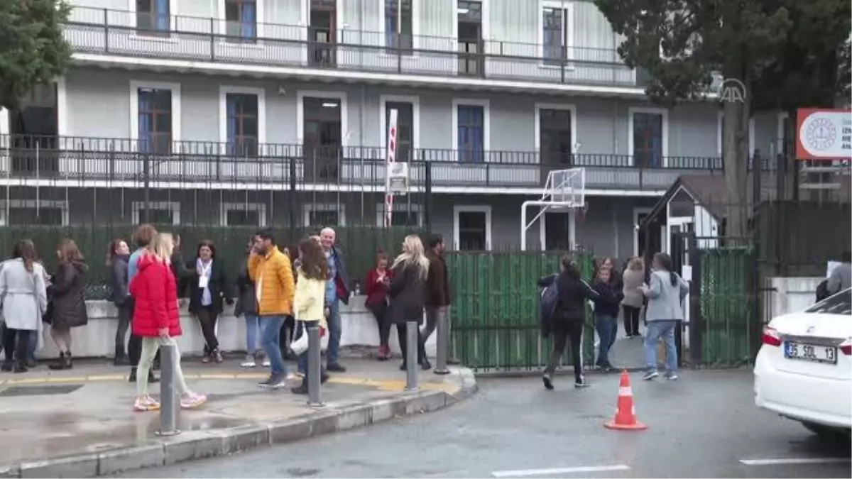 İzmir ve çevre illerde 'Öğretmenlik Kariyer Basamakları Yazılı Sınavı' başladı